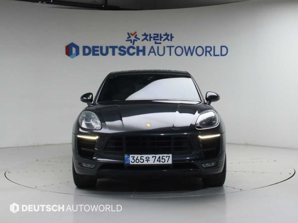 Porsche Macan - Vista 3