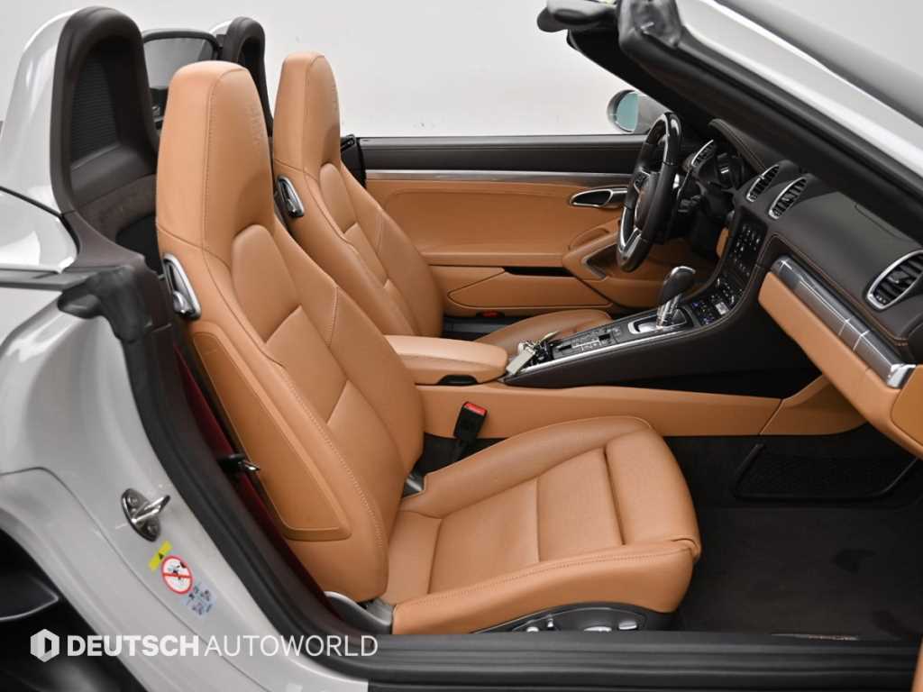 Porsche 718 - Vista 10