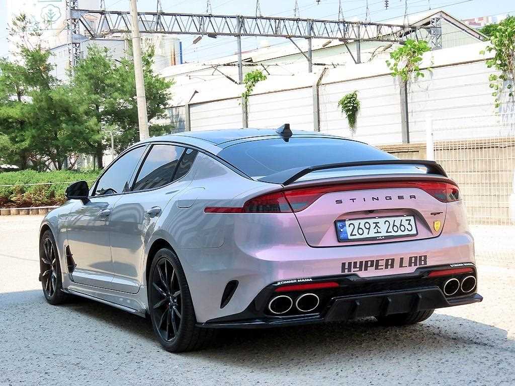 KIA Stinger - Vista 3
