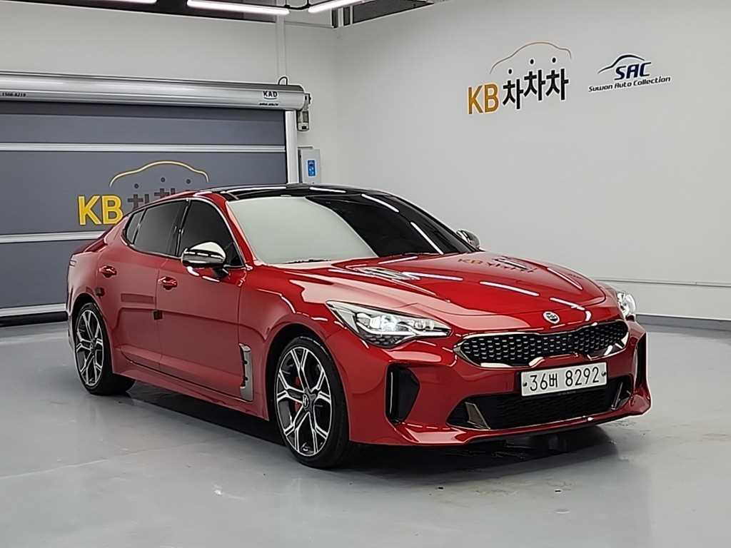 KIA Stinger - Vista 4