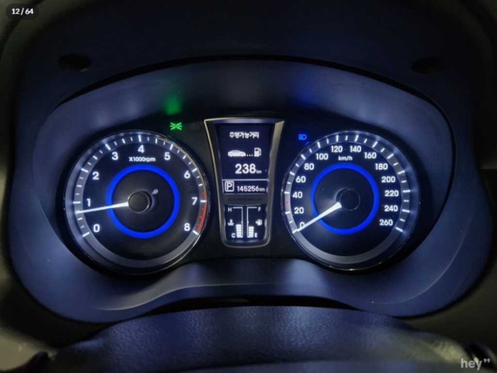 HYUNDAI Grandeur - Vista 3