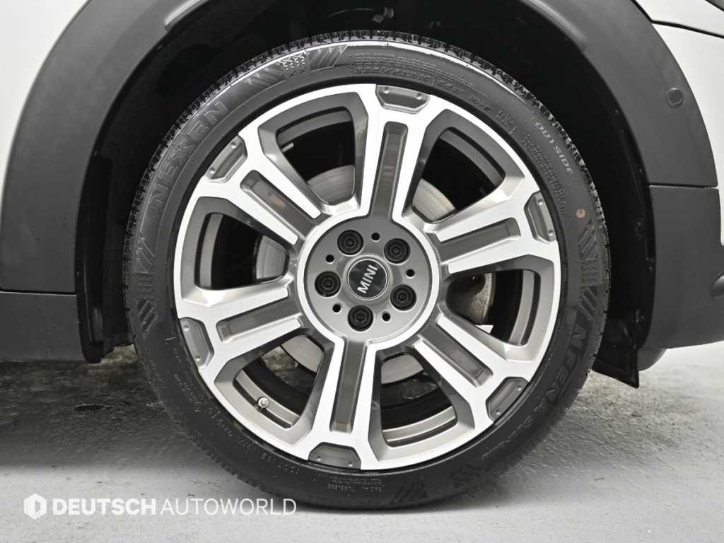 Mini Countryman - Vista 5