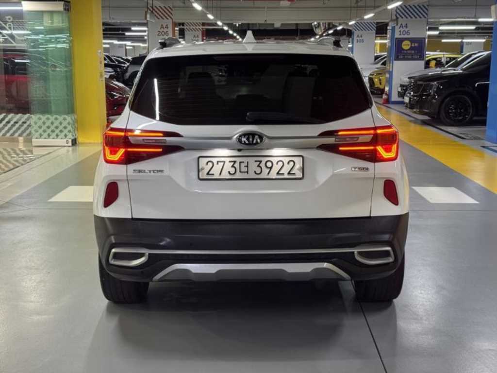 KIA Seltos - Vista 5
