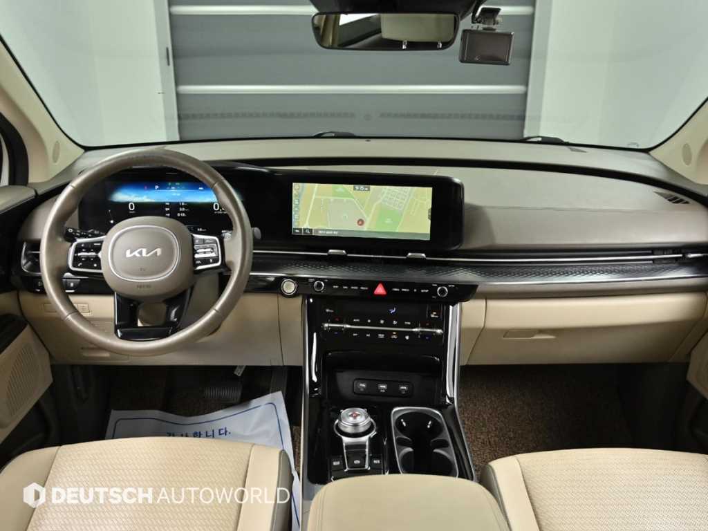 KIA Carnival - Vista 7
