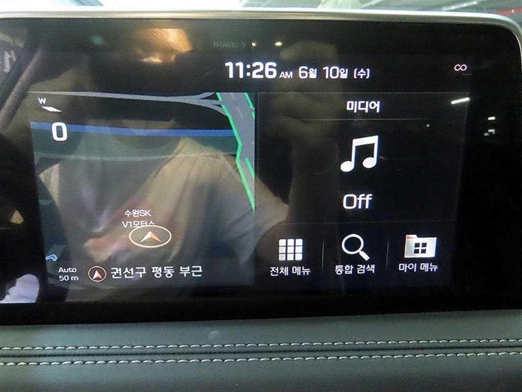 Genesis G70 2018 Blanco - Importación desde Corea - HF Imports Iquique - Foto 14