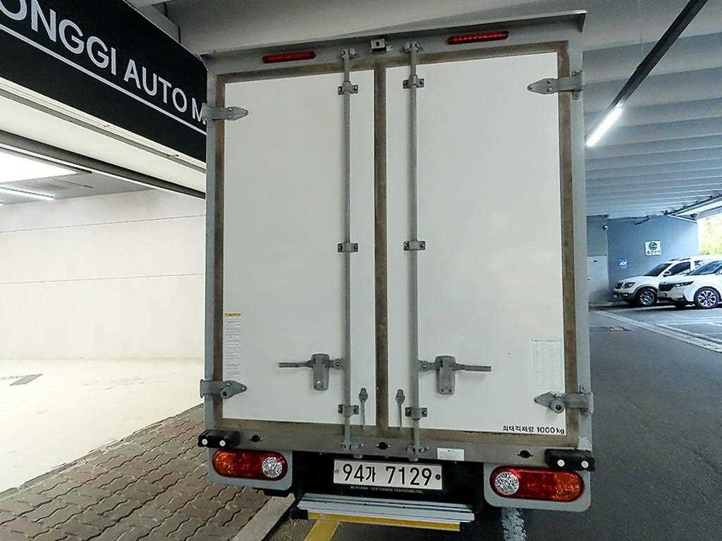 Small Truck Refrigerator Box(High Deck) - Vista 3