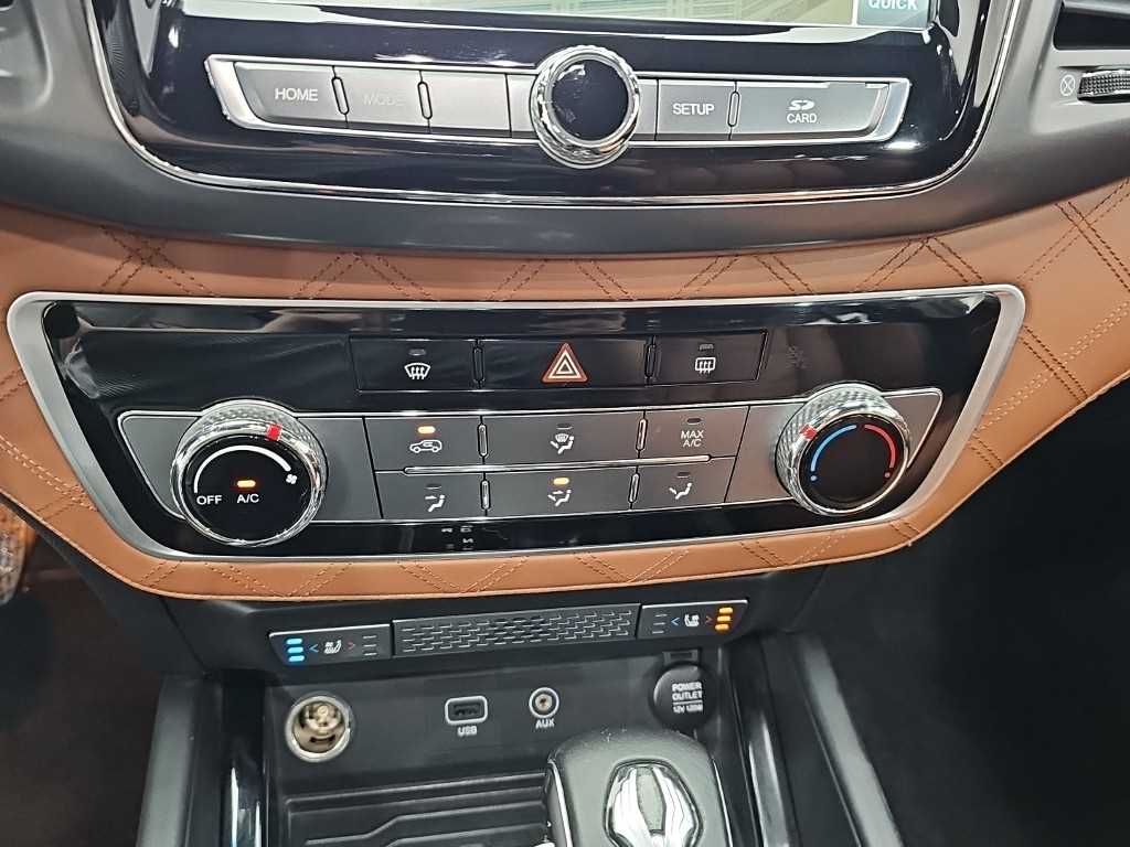 Ssangyong Rexton - Vista 10