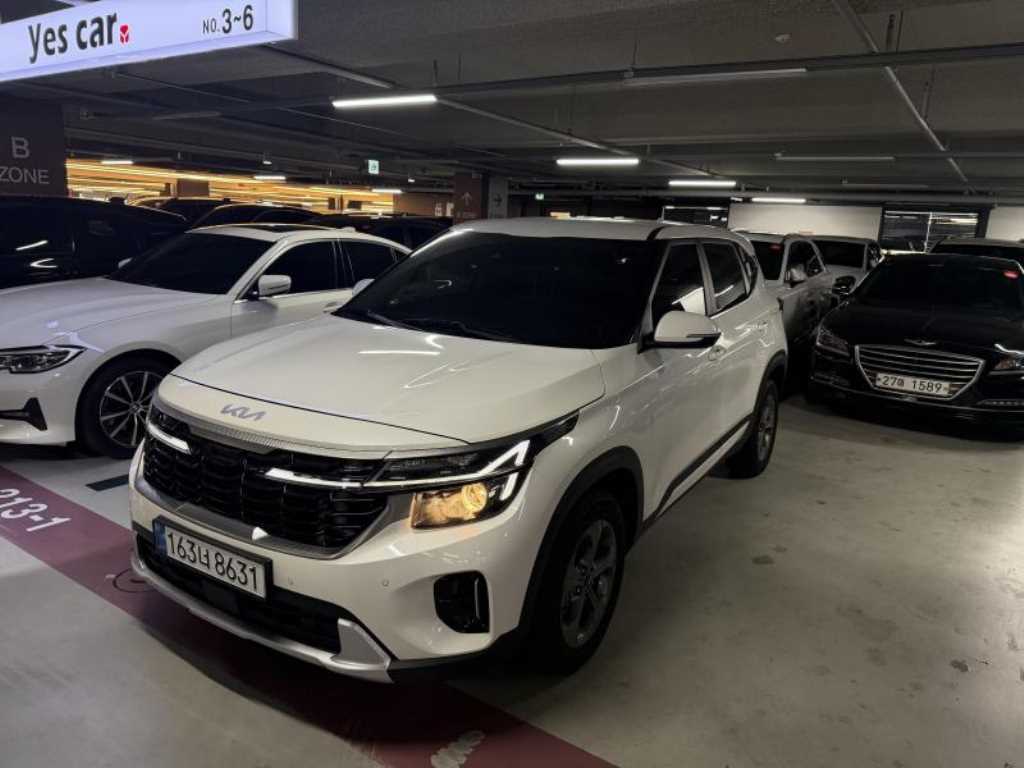 KIA Seltos - Vista 2