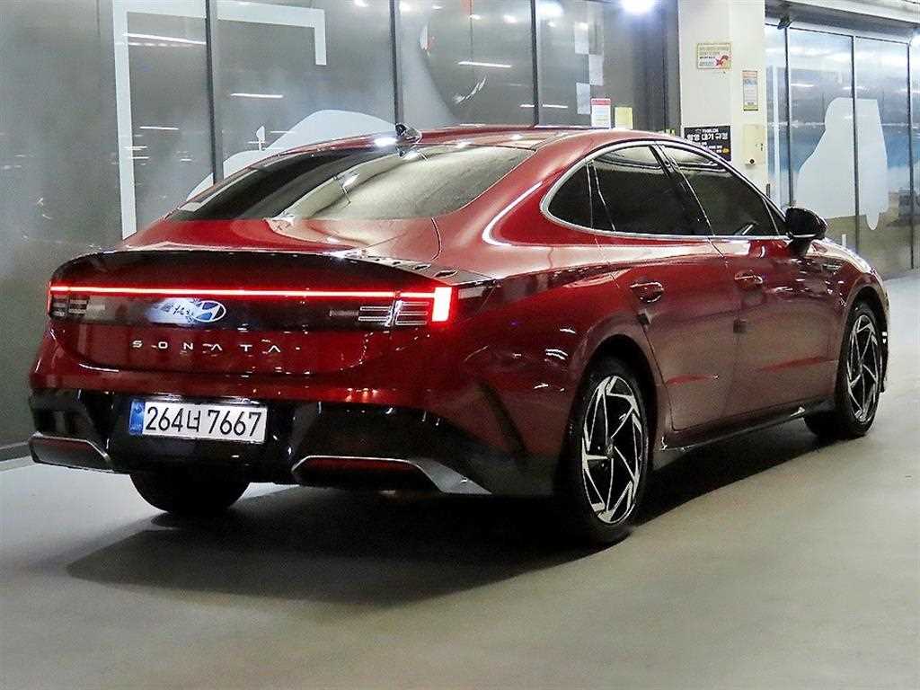 HYUNDAI Sonata - Vista 5