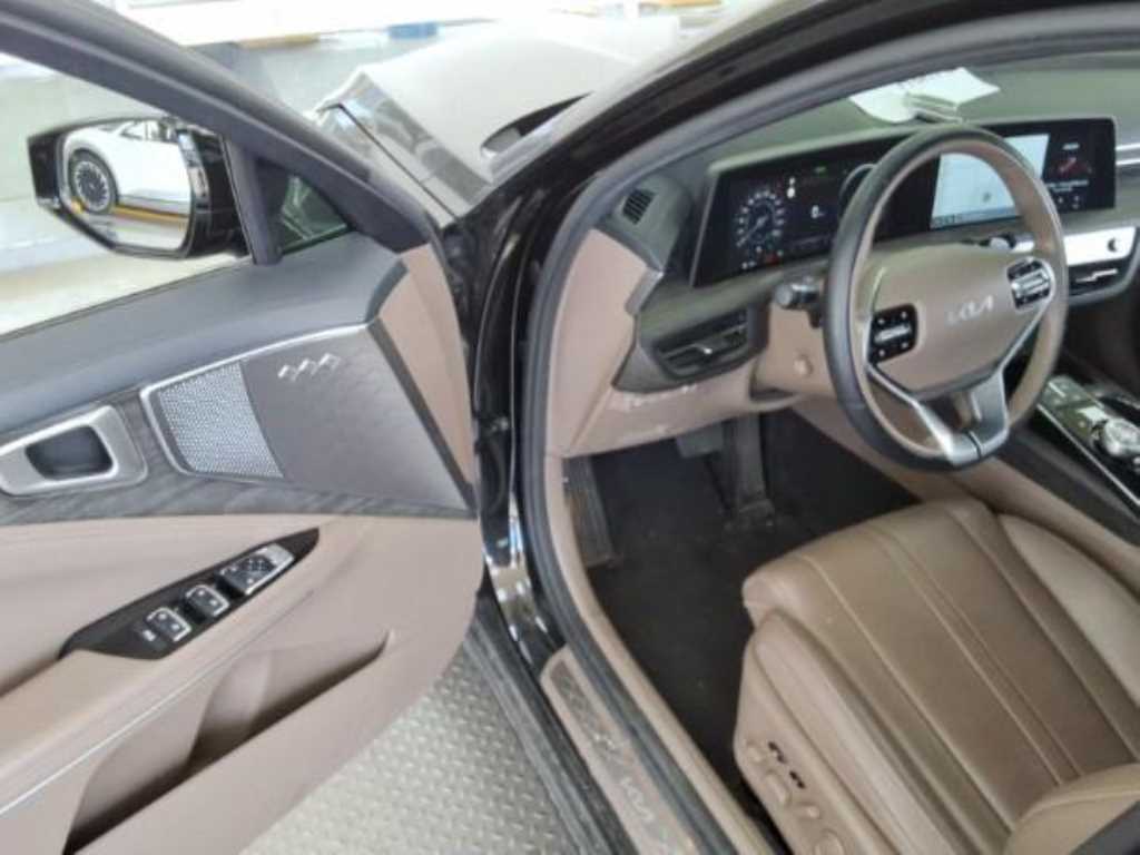 KIA K8 - Vista 11