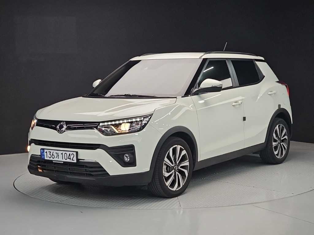 Ssangyong Tivoli 2021 Blanco - Importación desde Corea - HF Imports Iquique - Foto 1