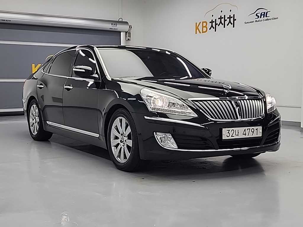 HYUNDAI Equus - Vista 4