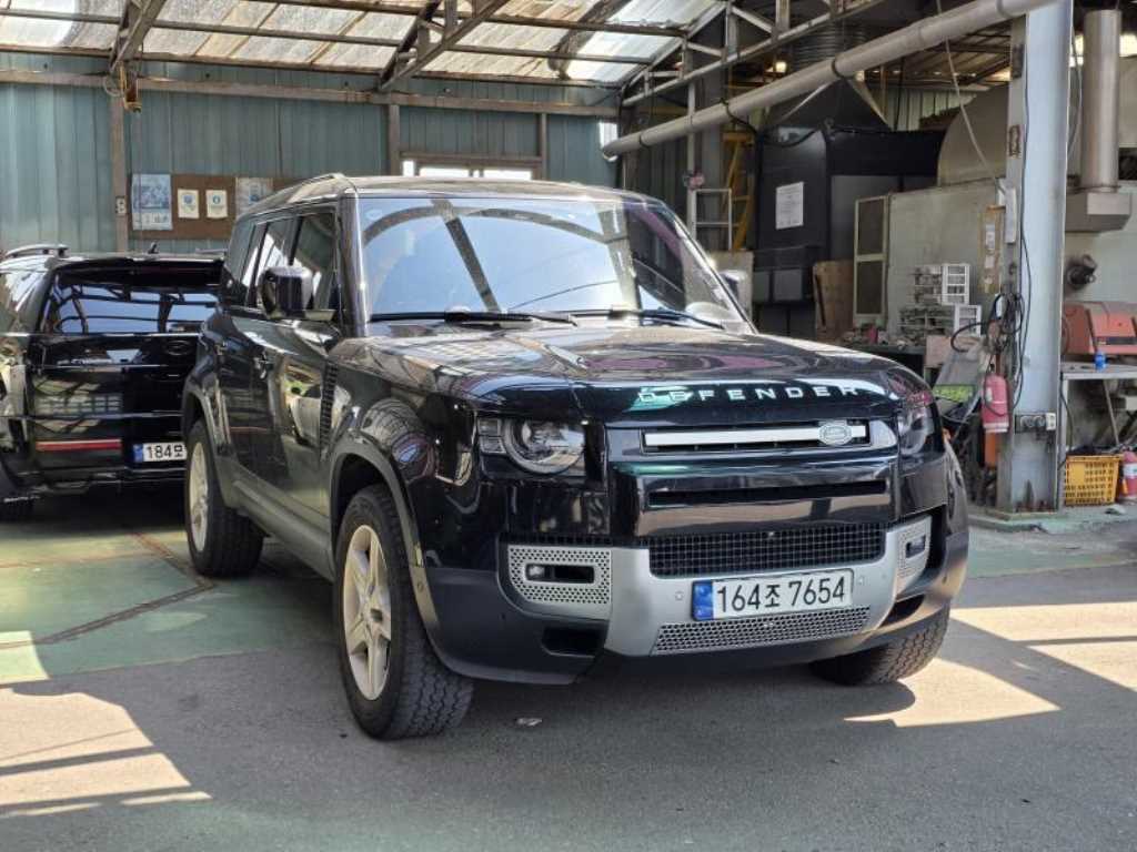 Land Rover Defender 2023 Negro - Importación desde Corea - HF Imports Iquique - Foto 1