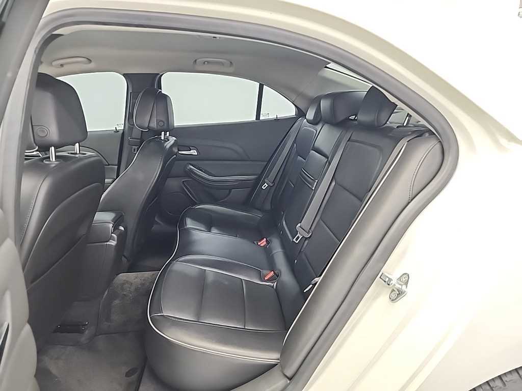 Chevrolet Malibu - Vista 12