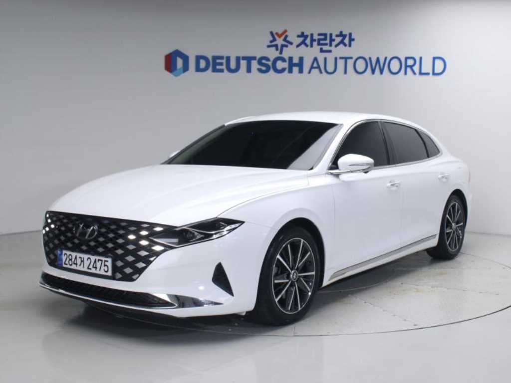 HYUNDAI Grandeur - Vista 2