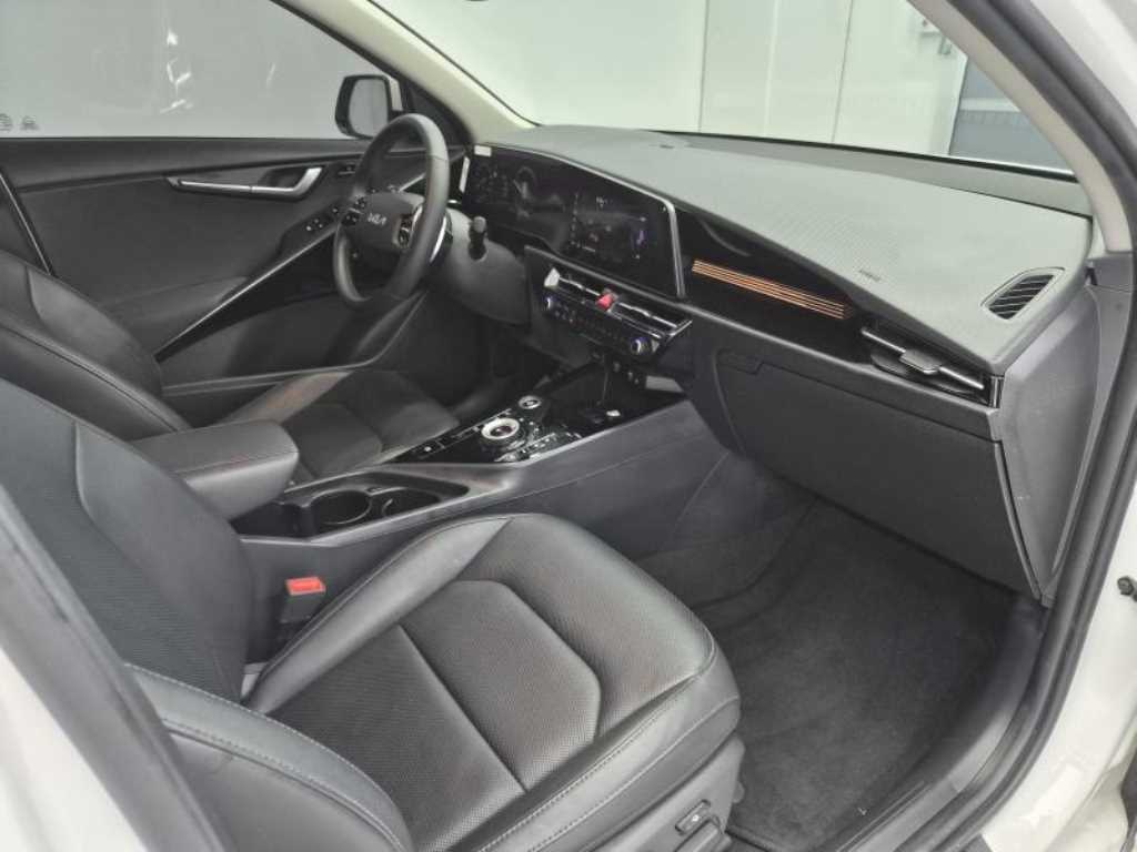 KIA Niro - Vista 8