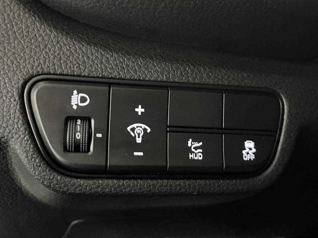 KIA Seltos 2024 Blanco - Importación desde Corea - HF Imports Iquique - Foto 13
