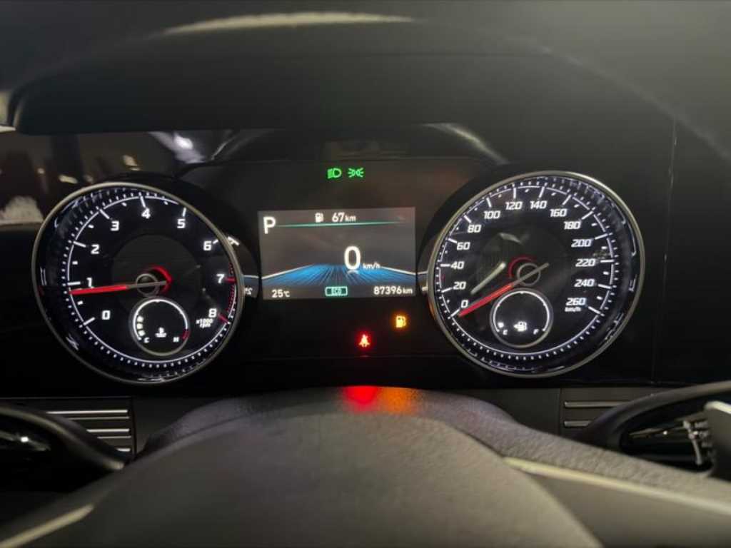 HYUNDAI Grandeur - Vista 9