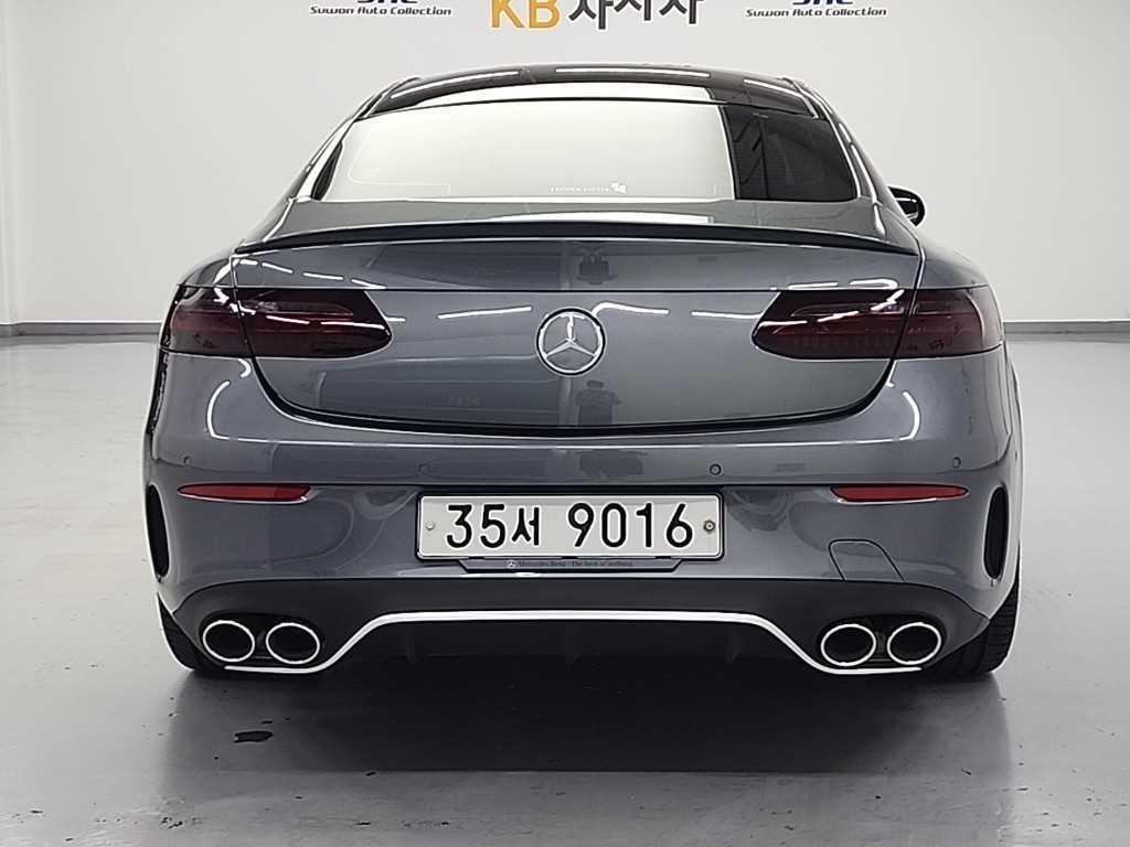 Mercedes Benz E class - Vista 3