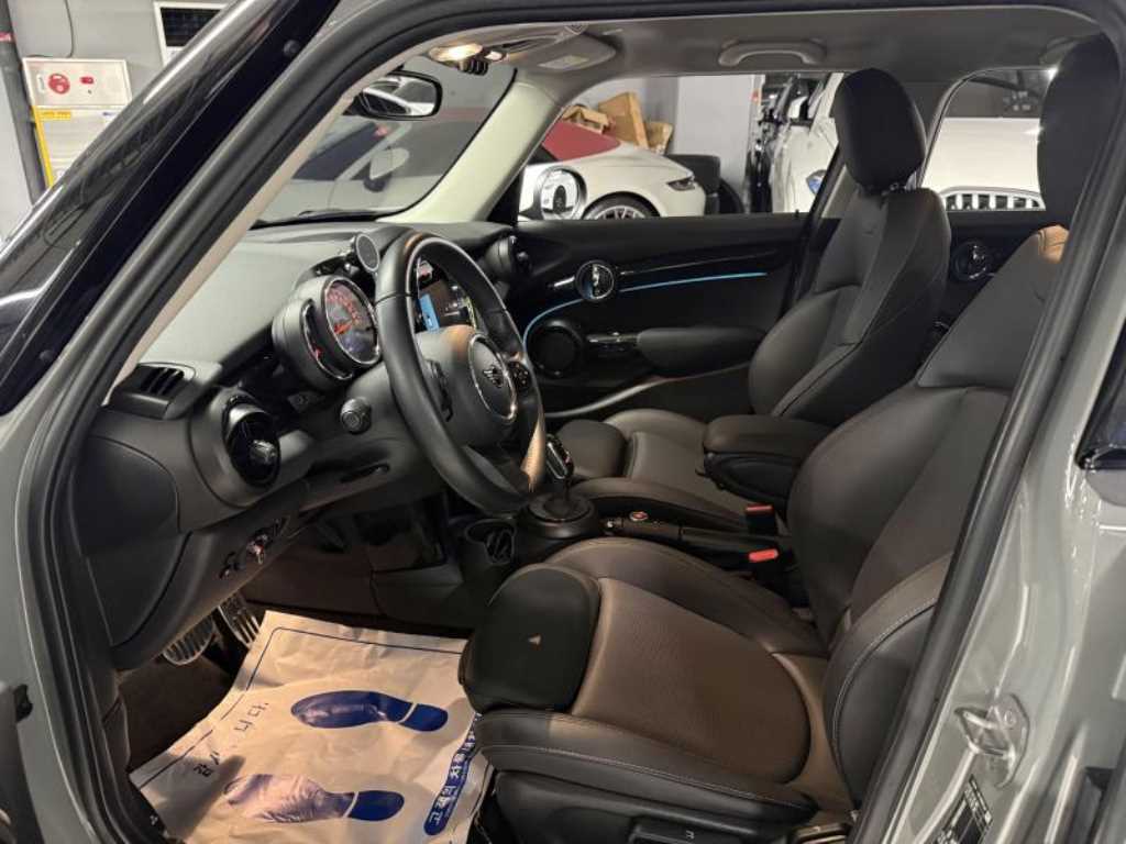Mini Cooper - Vista 9