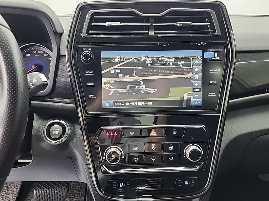 Ssangyong Tivoli - Vista 10
