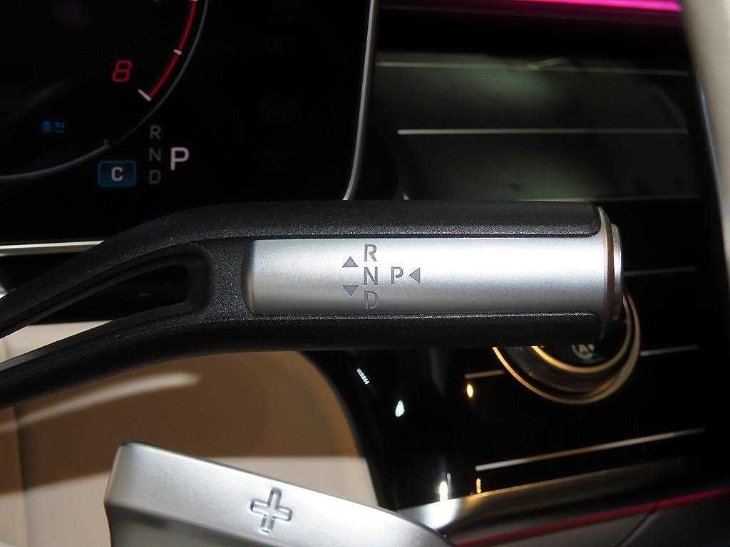 Mercedes Benz S Class - Vista 12