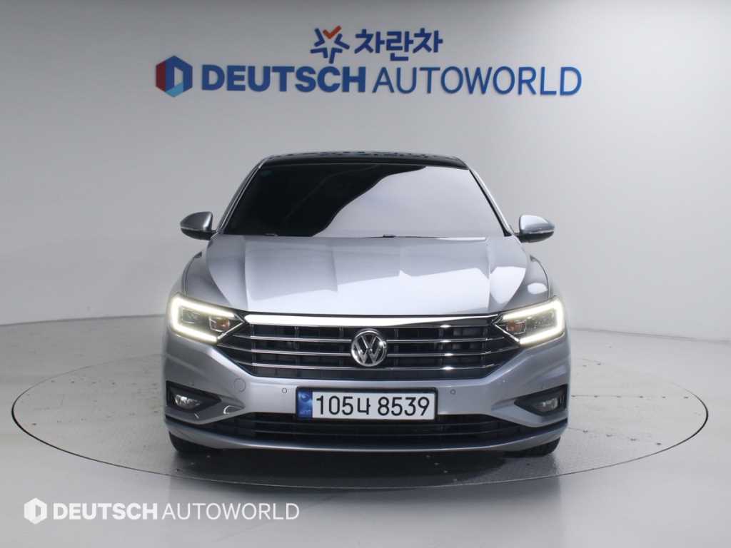 Volkswagen Jetta - Vista 3