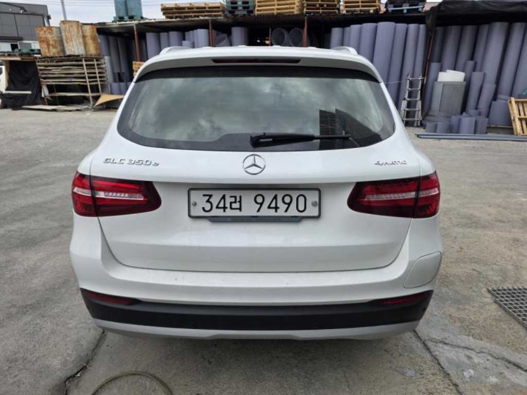 Mercedes Benz GLC Class - Vista 2