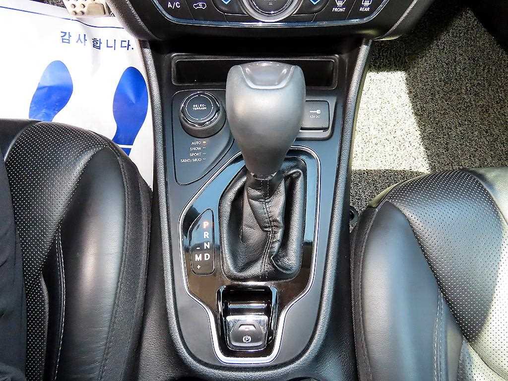 Jeep Cherokee - Vista 10