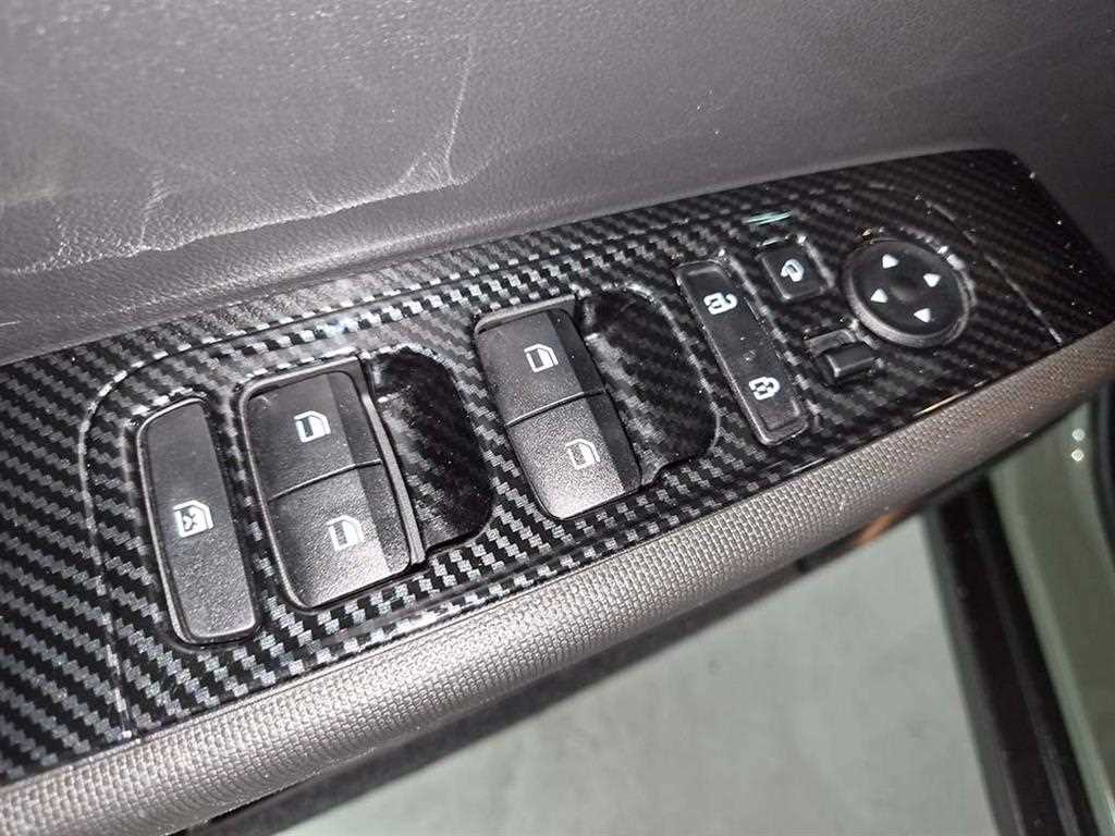 HYUNDAI Casper - Vista 12