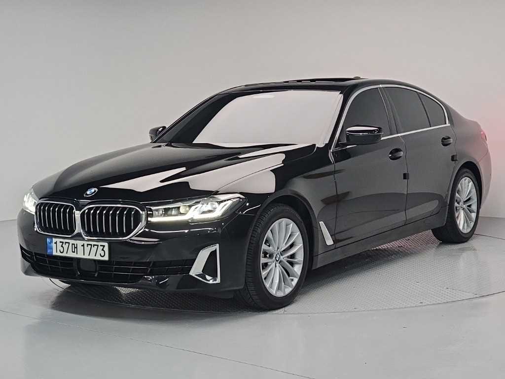 BMW 5 Series 2022 Negro - Importación desde Corea - HF Imports Iquique - Foto 1