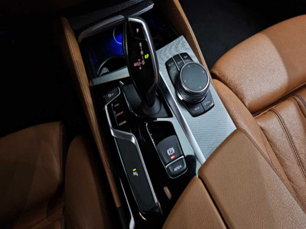 BMW 5 Series - Vista 9