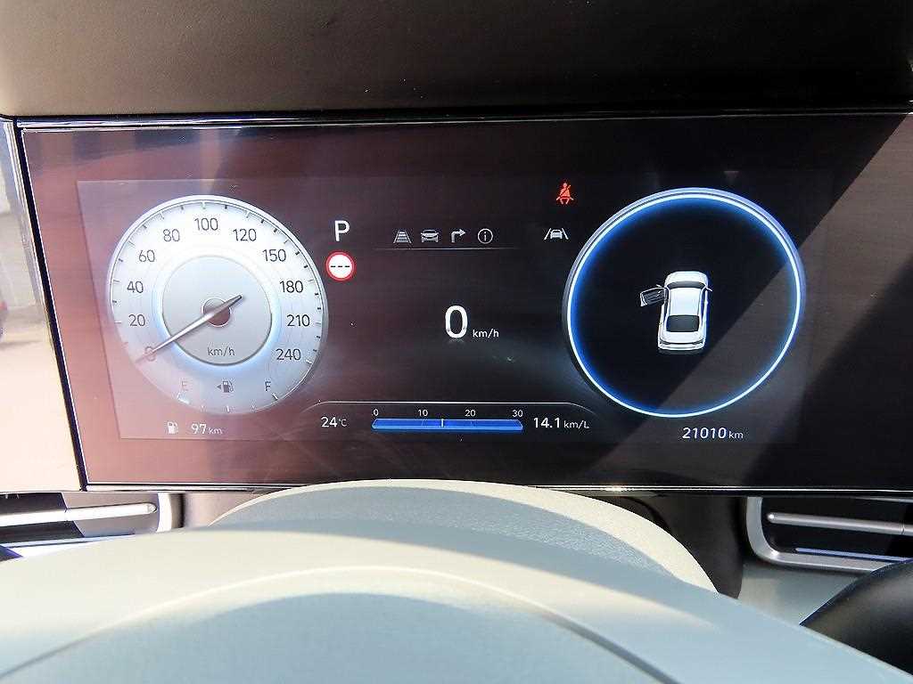HYUNDAI Avante - Vista 9