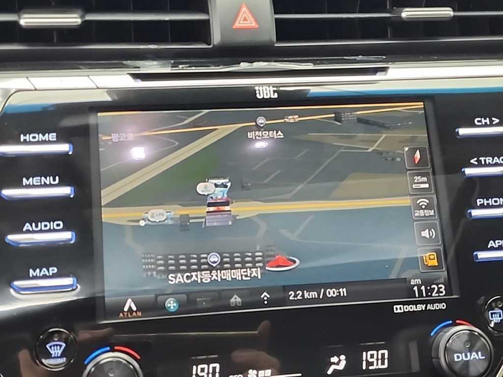 Toyota Camry 2018 Café - Importación desde Corea - HF Imports Iquique - Foto 14