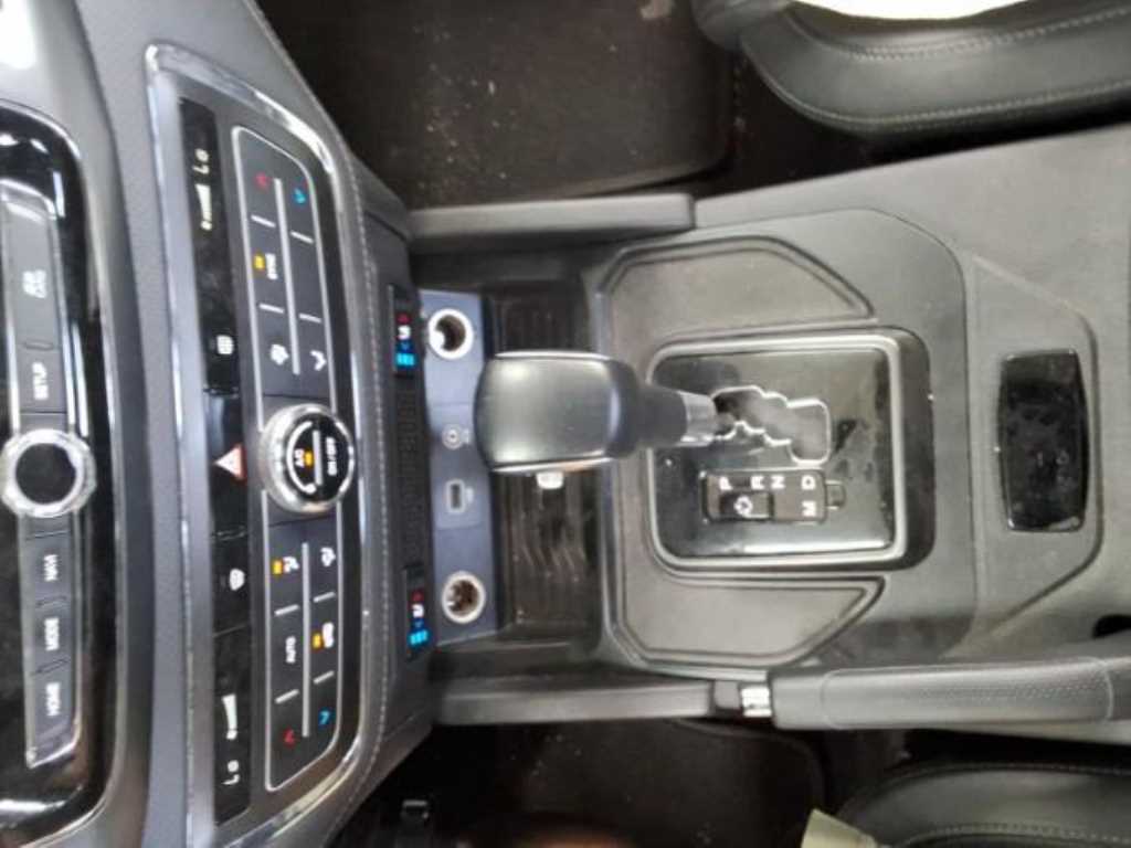 Ssangyong Rexton - Vista 6