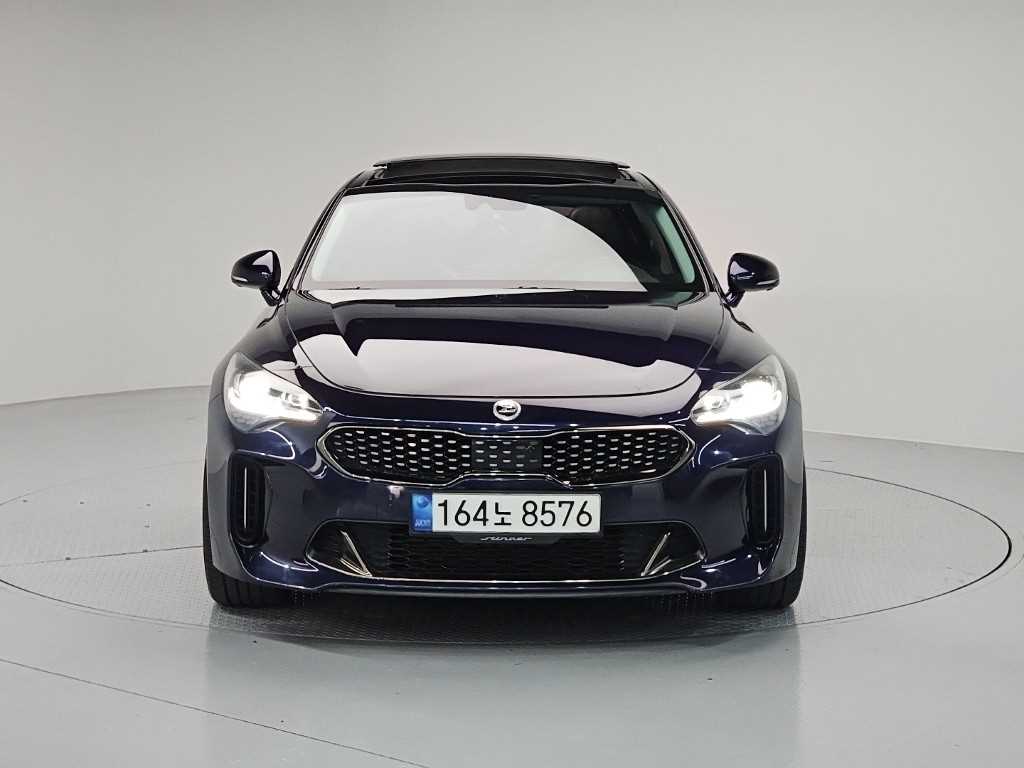 KIA Stinger - Vista 2