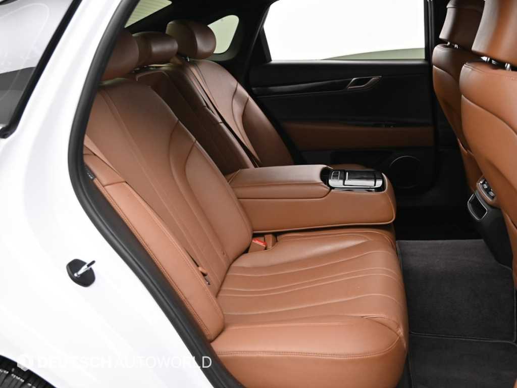 Genesis G80 - Vista 12
