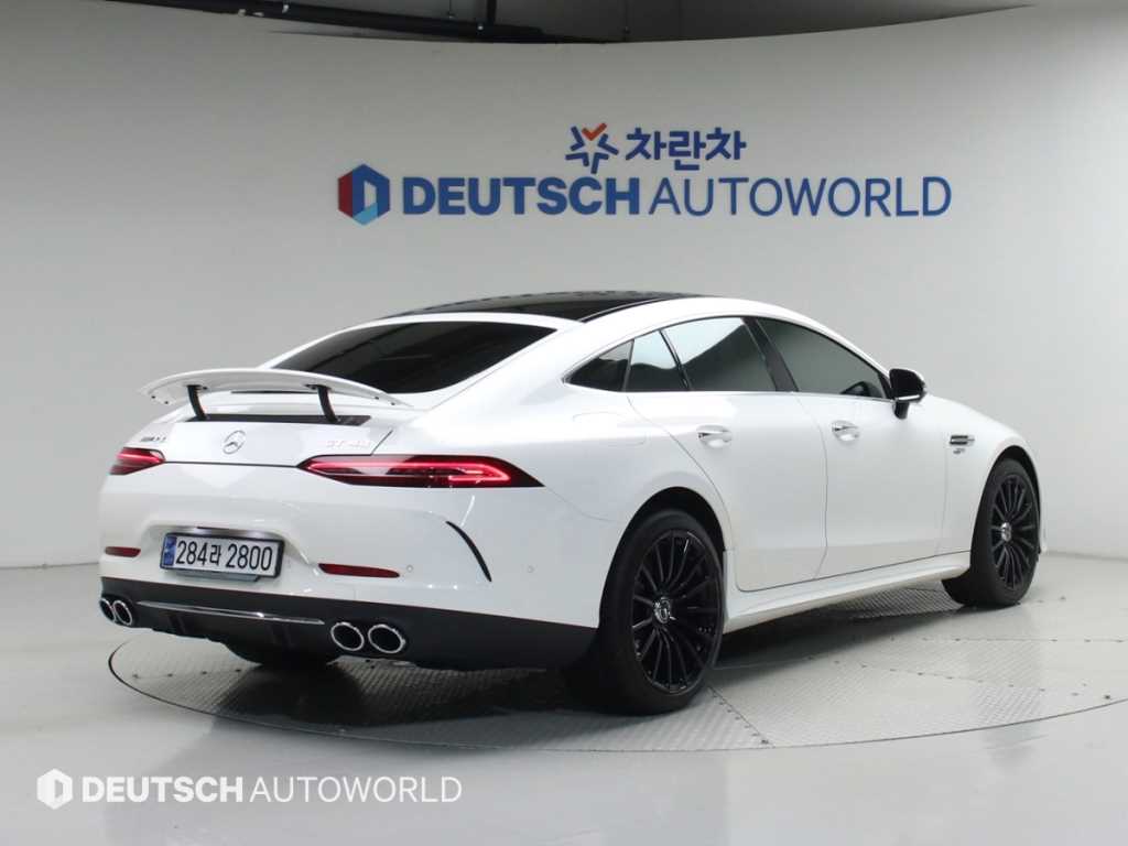 Mercedes Benz AMG GT - Vista 2