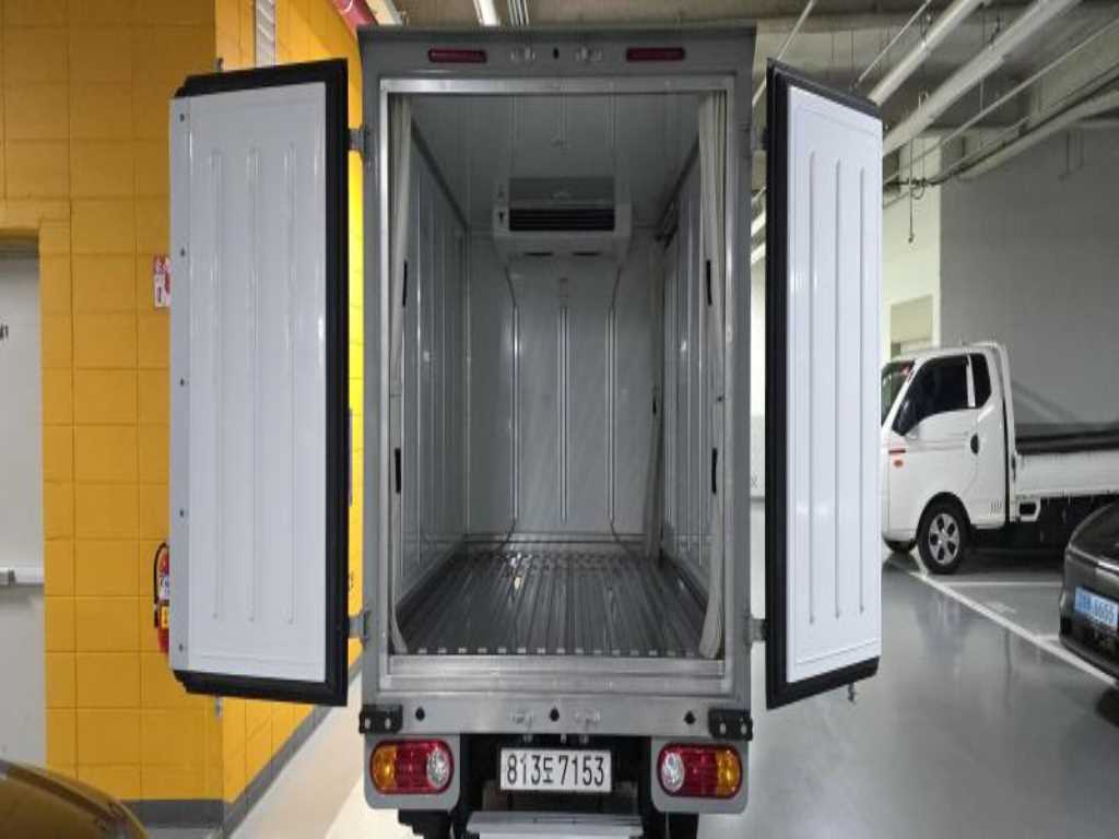 Small Truck Freezer Box(High Deck) - Vista 5