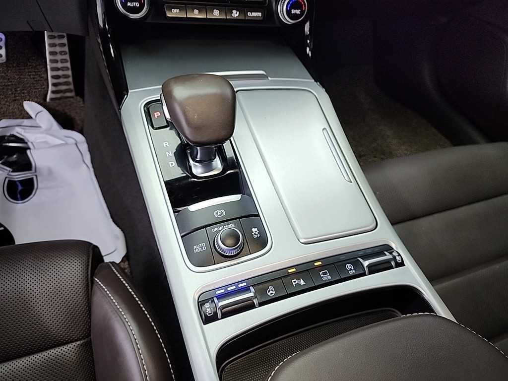 KIA Stinger - Vista 8
