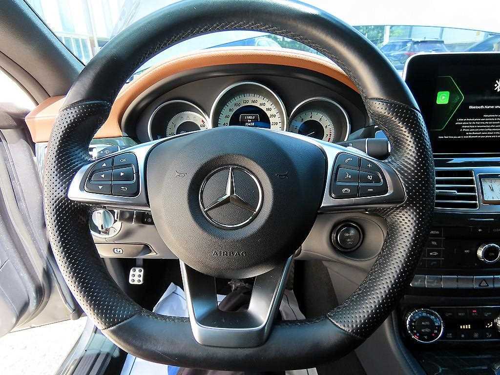 Mercedes Benz CLS Class - Vista 8