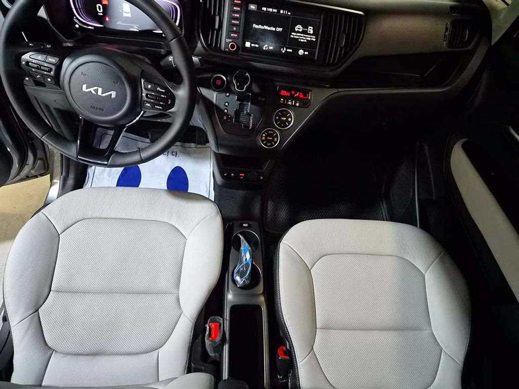 KIA Ray - Vista 10