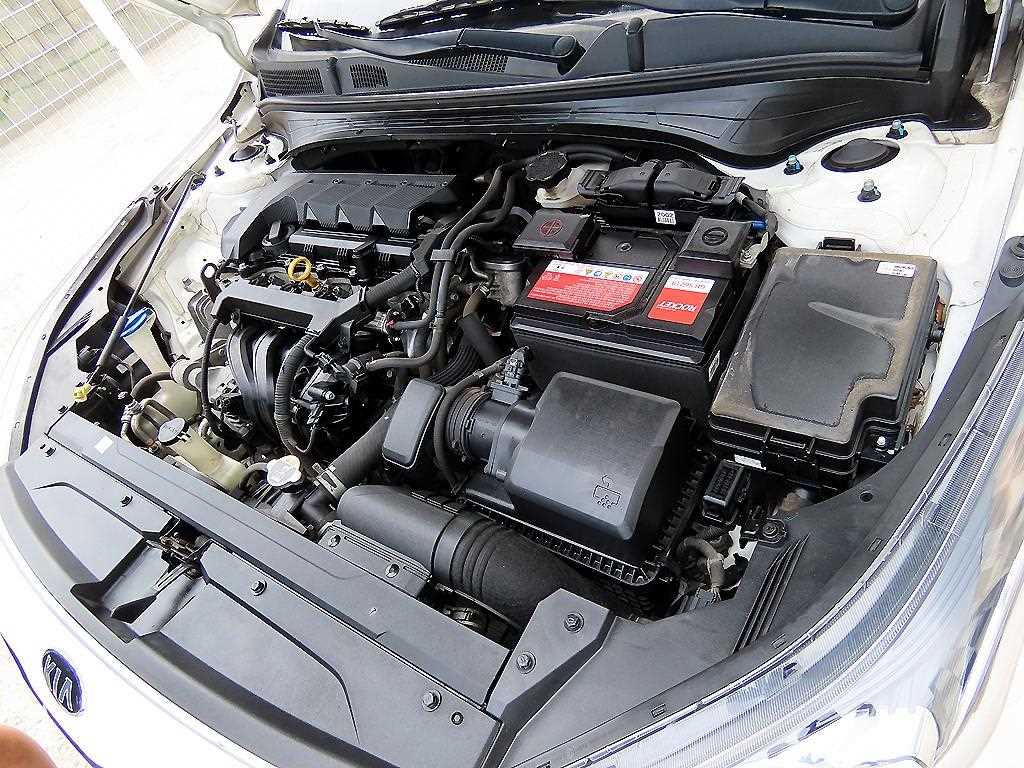 KIA K3 2019 Blanco - Importación desde Corea - HF Imports Iquique - Foto 17
