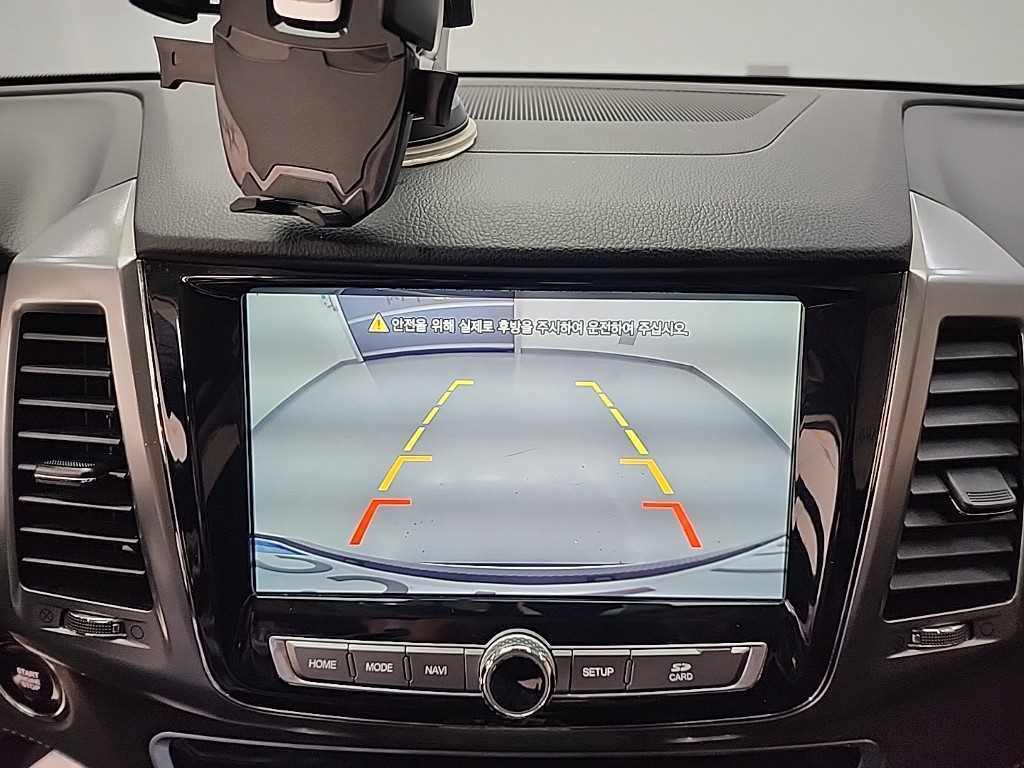 Ssangyong Rexton 2019 Blanco - Importación desde Corea - HF Imports Iquique - Foto 17