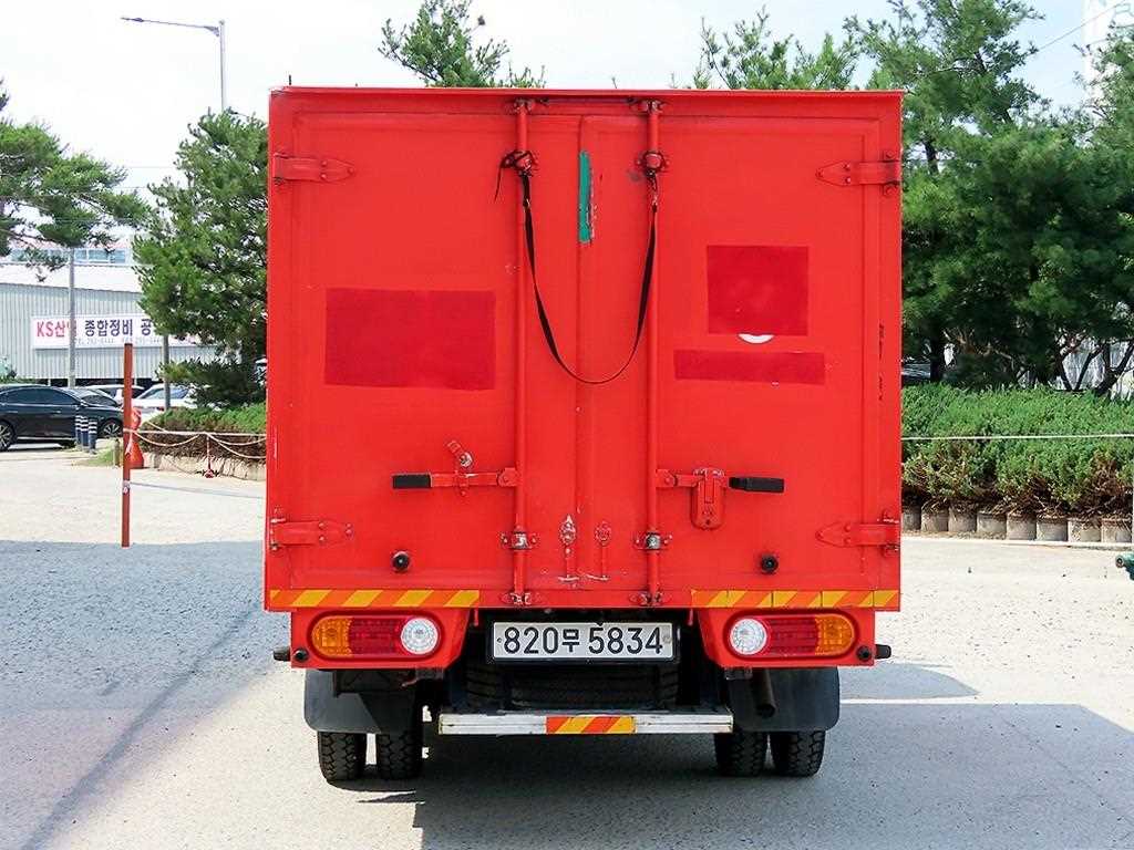 Small Truck Cargo (small) - Vista 4