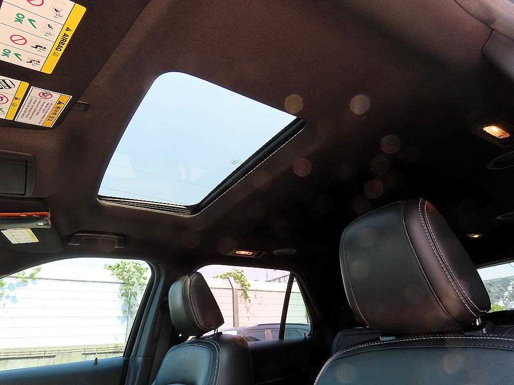 Ford Explorer 2018 Negro - Importación desde Corea - HF Imports Iquique - Foto 18