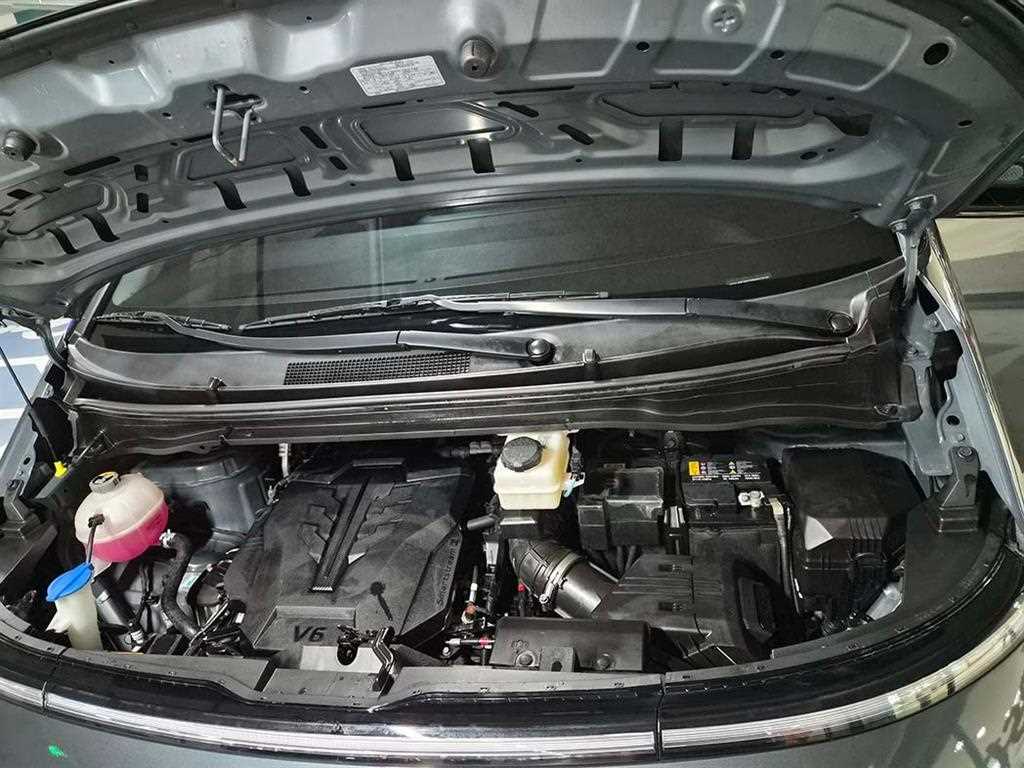 HYUNDAI Staria 2022 Gris - Importación desde Corea - HF Imports Iquique - Foto 19