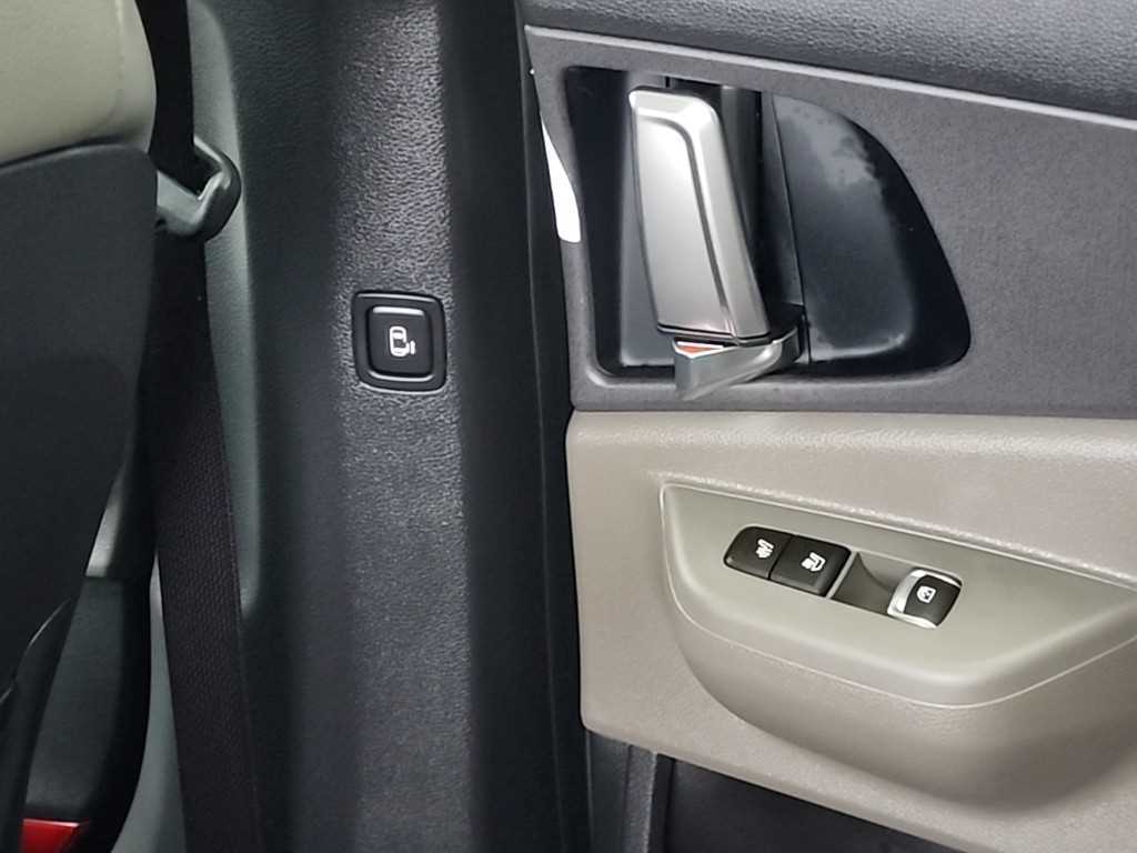 KIA Carnival 2024 Blanco - Importación desde Corea - HF Imports Iquique - Foto 14