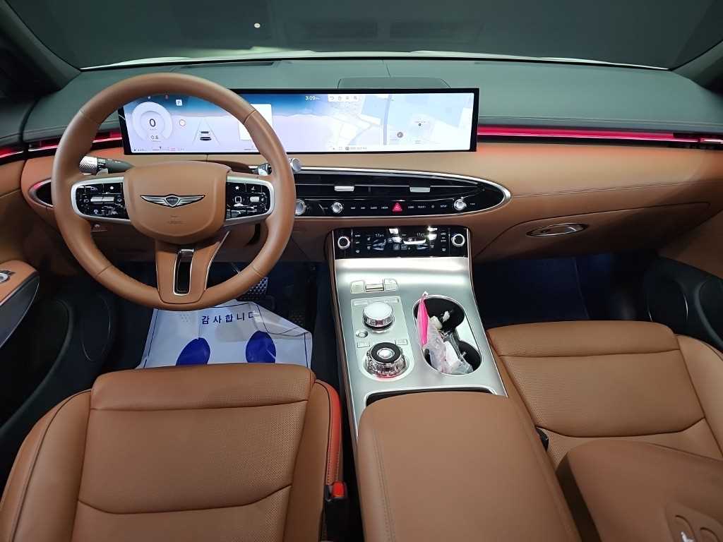 Genesis GV70 - Vista 7