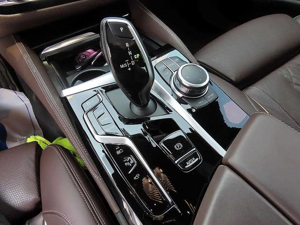 BMW 5 Series - Vista 11